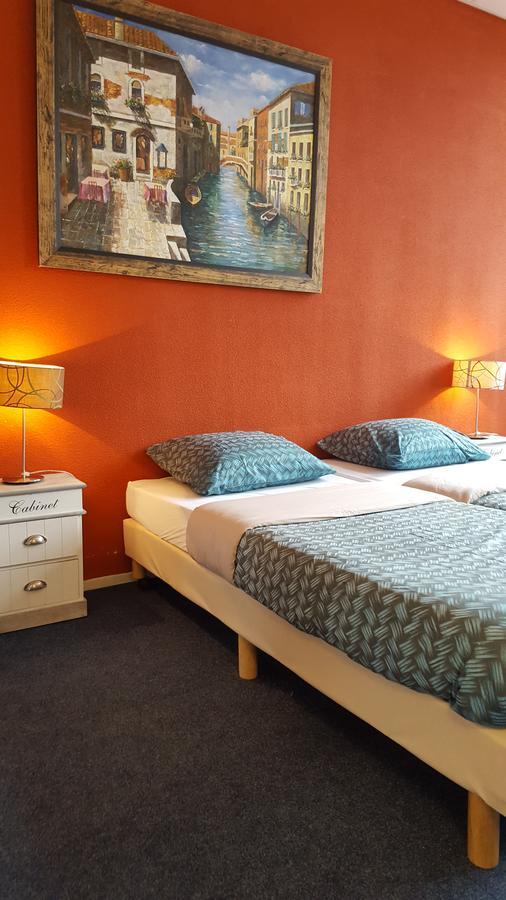 Hotel Ambiente フリシンゲン エクステリア 写真